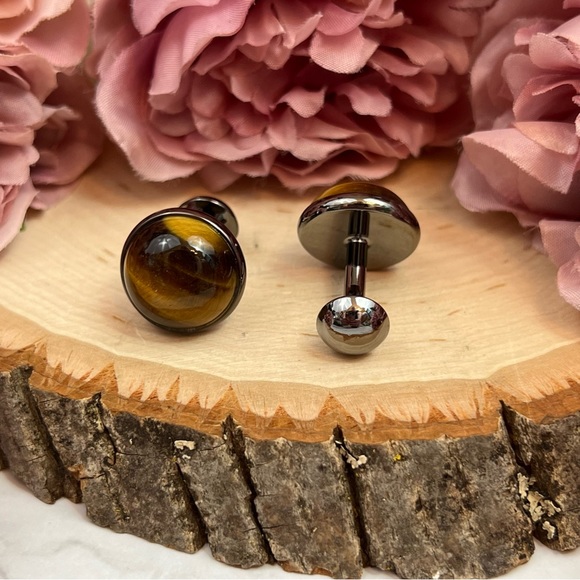 Elegant Round Brown & Gold Striped Tiger’s Eye Cufflinks - Picture 10 of 17